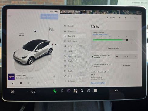 Used 2023 Tesla Model Y Long Range AWD/4WD image 47