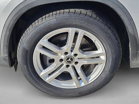 Used 2022 Mercedes-Benz GLA 250 4MATIC image 22