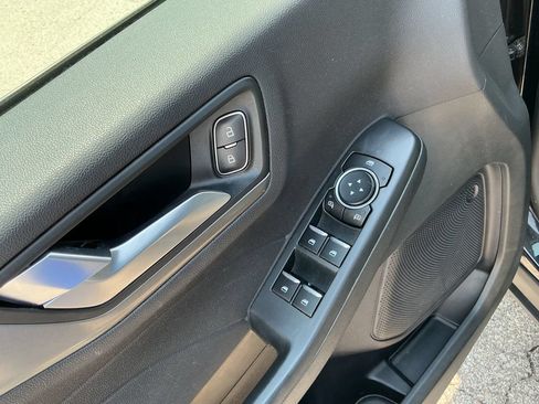 Used 2023 Ford Escape SE FWD image 33
