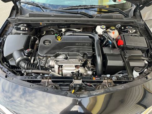 Used 2024 Chevrolet Malibu LT image 31