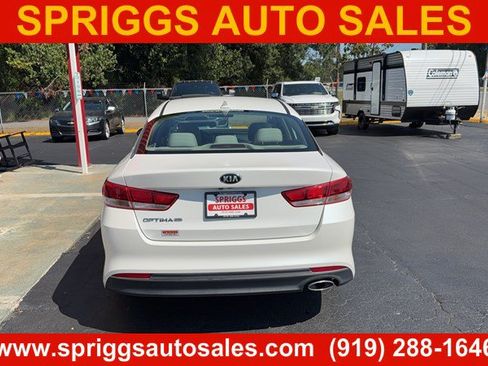 Used 2016 Kia Optima LX FWD image 4