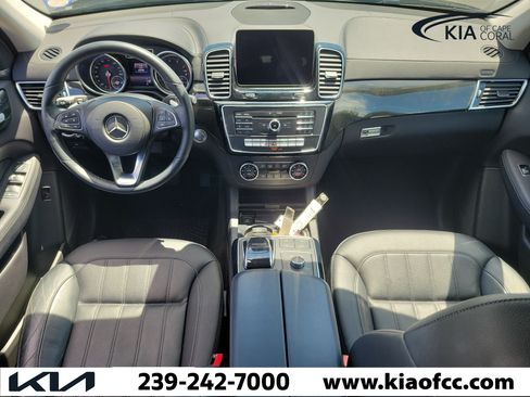 Used 2017 Mercedes-Benz GLS 450 4MATIC image 18