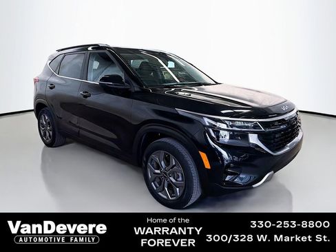 Used 2024 Kia Seltos S AWD/4WD image 1