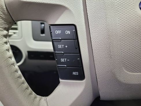 Used 2011 Ford Escape XLT image 26