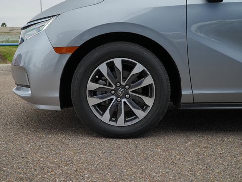 Used 2023 Honda Odyssey EX-L image 12