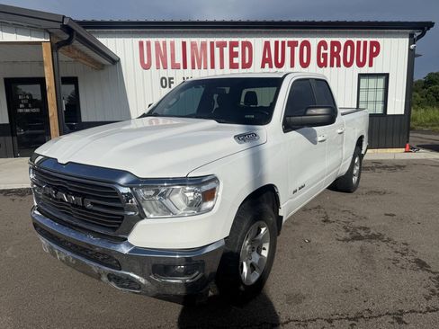 Used 2022 RAM 1500 Big Horn AWD/4WD image 1