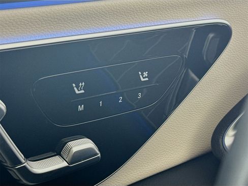 Certified 2025 Mercedes-Benz E 350 4MATIC Sedan image 22