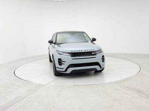 New 2025 Land Rover Range Rover Evoque Dynamic SE image 2