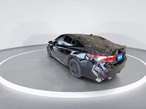 Used 2023 Toyota Camry SE AWD/4WD image 6