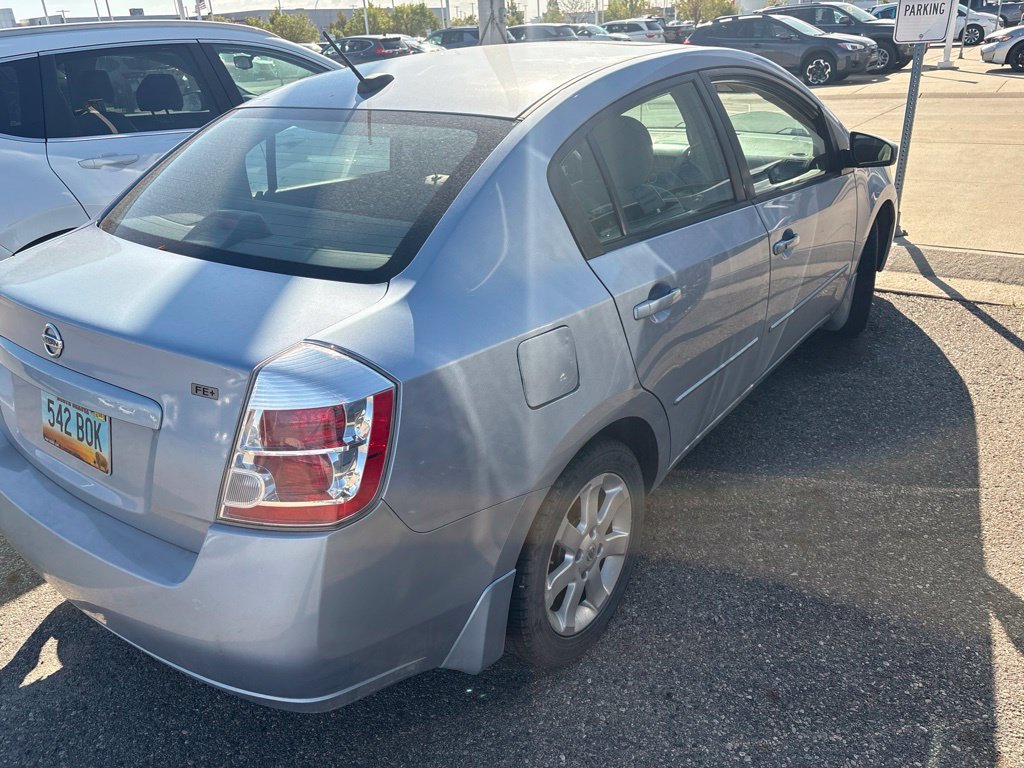 Used 2009 Nissan Sentra 2.0 S FE+ w/ Convenience Plus Pkg FWD image 3