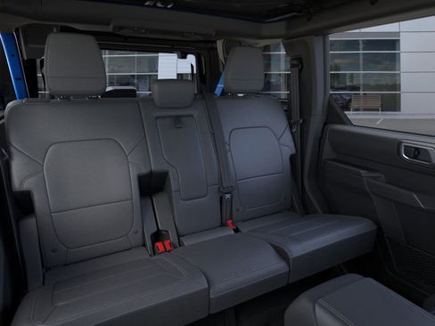 New 2025 Ford Bronco Badlands w/ Sasquatch Package image 36