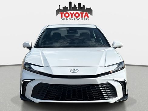 New 2026 Toyota Camry SE image 8
