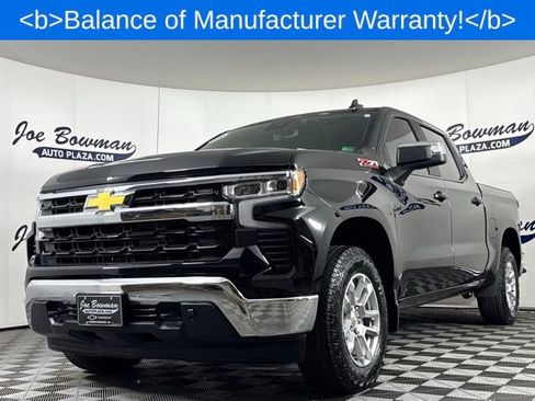 Used 2023 Chevrolet Silverado 1500 LT w/ Z71 Off-Road Package image 3