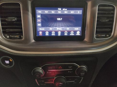 Used 2022 Dodge Charger SXT image 25