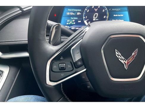 Used 2024 Chevrolet Corvette Stingray Convertible w/ 1LT image 17