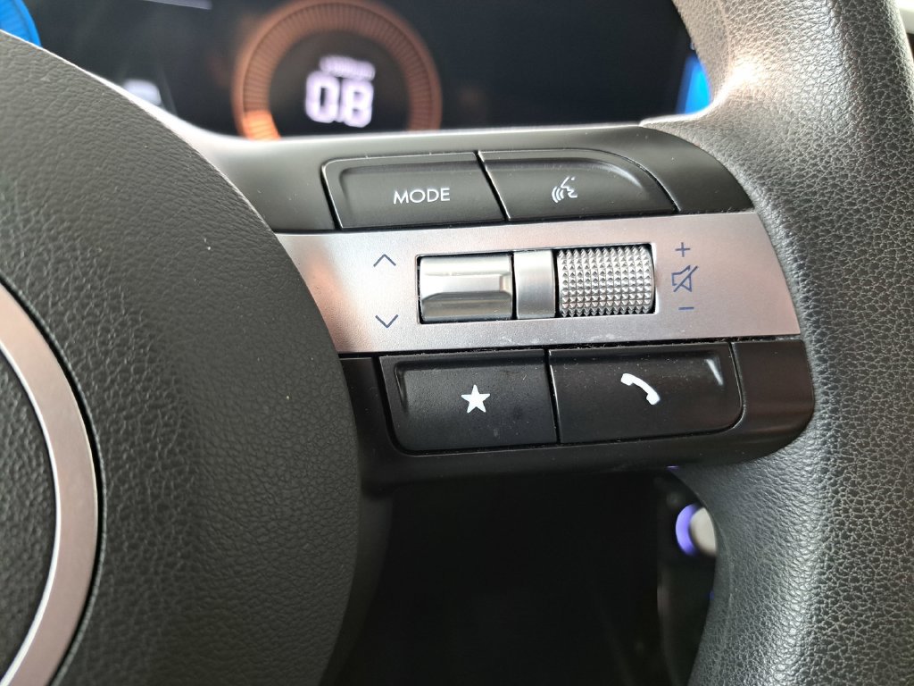 Used 2025 Hyundai Tucson SEL FWD image 18