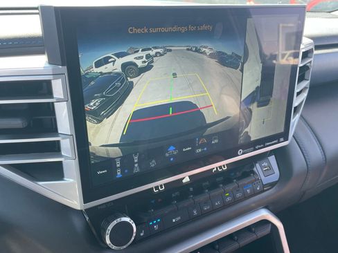 Used 2023 Toyota Tundra Platinum image 8