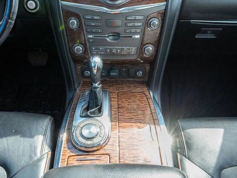 Used 2019 Nissan Armada Platinum w/ Captain's Chairs Package RWD image 31