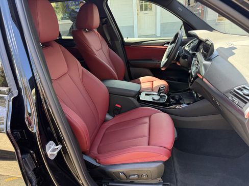 Used 2024 BMW X3 sDrive30i w/ M Sport Package RWD image 26