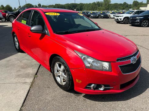 Used 2014 Chevrolet Cruze LT w/ All-Star Edition FWD image 3