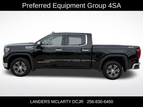Used 2025 GMC Sierra 1500 SLT AWD/4WD image 7