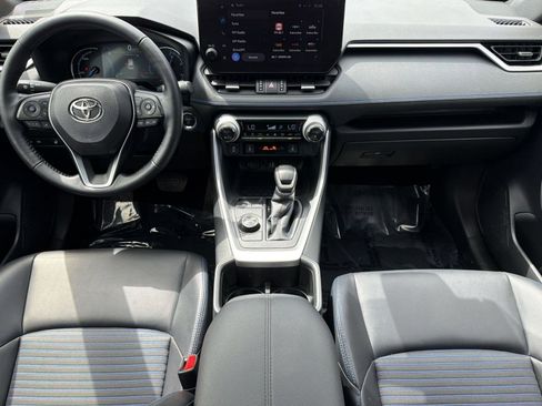 Used 2025 Toyota RAV4 XSE w/ Weather Package AWD/4WD image 15
