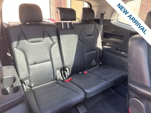 Used 2022 Kia Telluride SX w/ SX Prestige Package AWD/4WD image 12