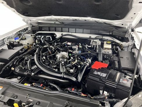 Used 2023 Ford Bronco Wildtrak image 31