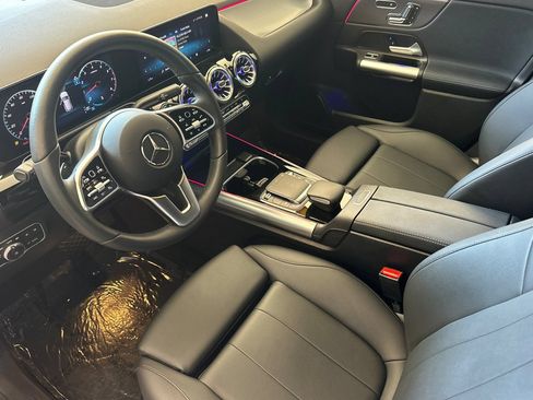 Used 2023 Mercedes-Benz GLA 250 image 10
