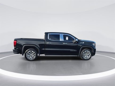 Used 2022 GMC Sierra 1500 Denali w/ Denali Reserve Package image 9