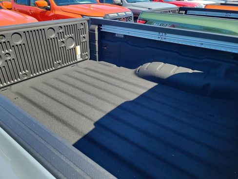 New 2026 Nissan Frontier SV w/ Tow Package image 6