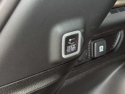 Used 2024 Jeep Grand Cherokee Limited w/ Black Appearance Package RWD image 14