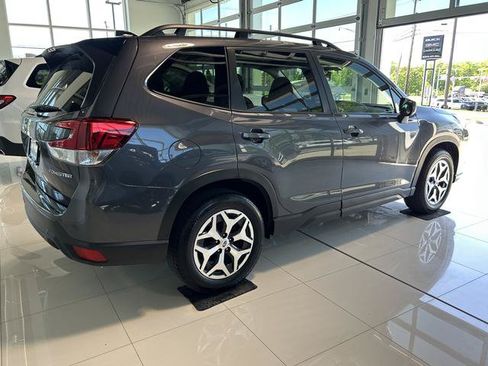 Used 2024 Subaru Forester Premium AWD/4WD image 7
