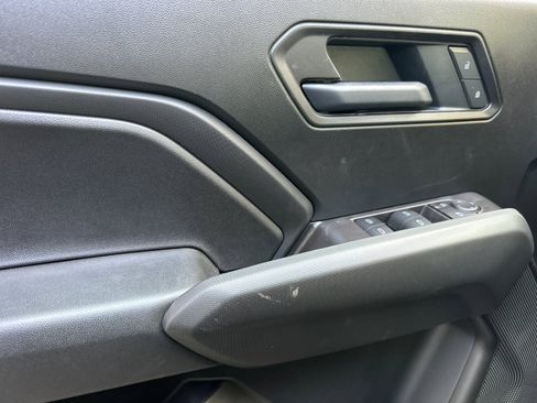 New 2026 Chevrolet Colorado W/T image 11