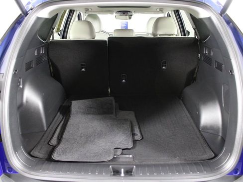 Used 2022 Hyundai Tucson Limited w/ Cargo Package image 16