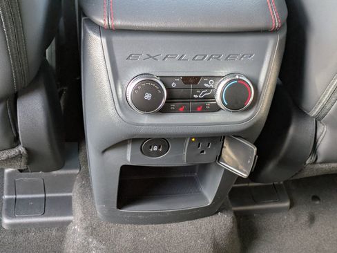 New 2026 Ford Explorer ST-Line w/ Premium Package image 29