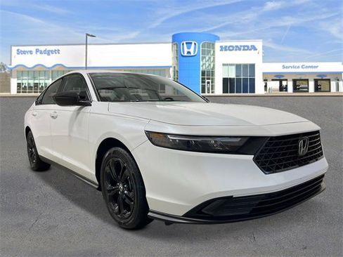 New 2025 Honda Accord SE image 8