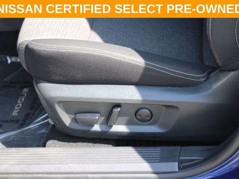 Certified 2023 Nissan Rogue SV image 17