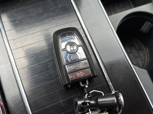 Certified 2023 Lincoln Aviator AWD w/ Premium Package image 20
