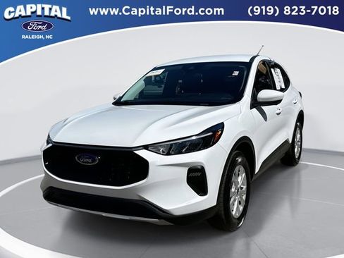 Certified 2024 Ford Escape Active w/ Tech Pack #2 AWD/4WD image 1
