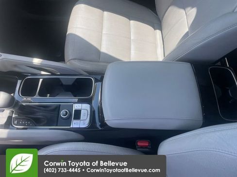 Used 2020 Kia Telluride EX w/ EX Premium Package FWD image 19