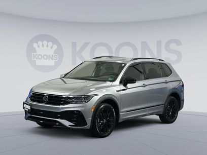 Used 2022 Volkswagen Tiguan SE R-Line