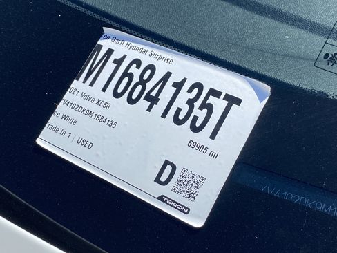 Used 2021 Volvo XC60 T5 Momentum FWD image 32