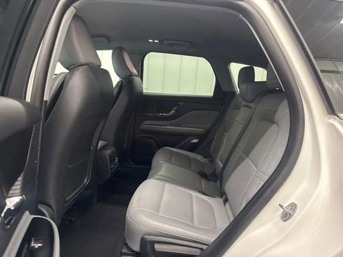 Used 2022 Lincoln Corsair AWD w/ Equipment Group 101A image 15