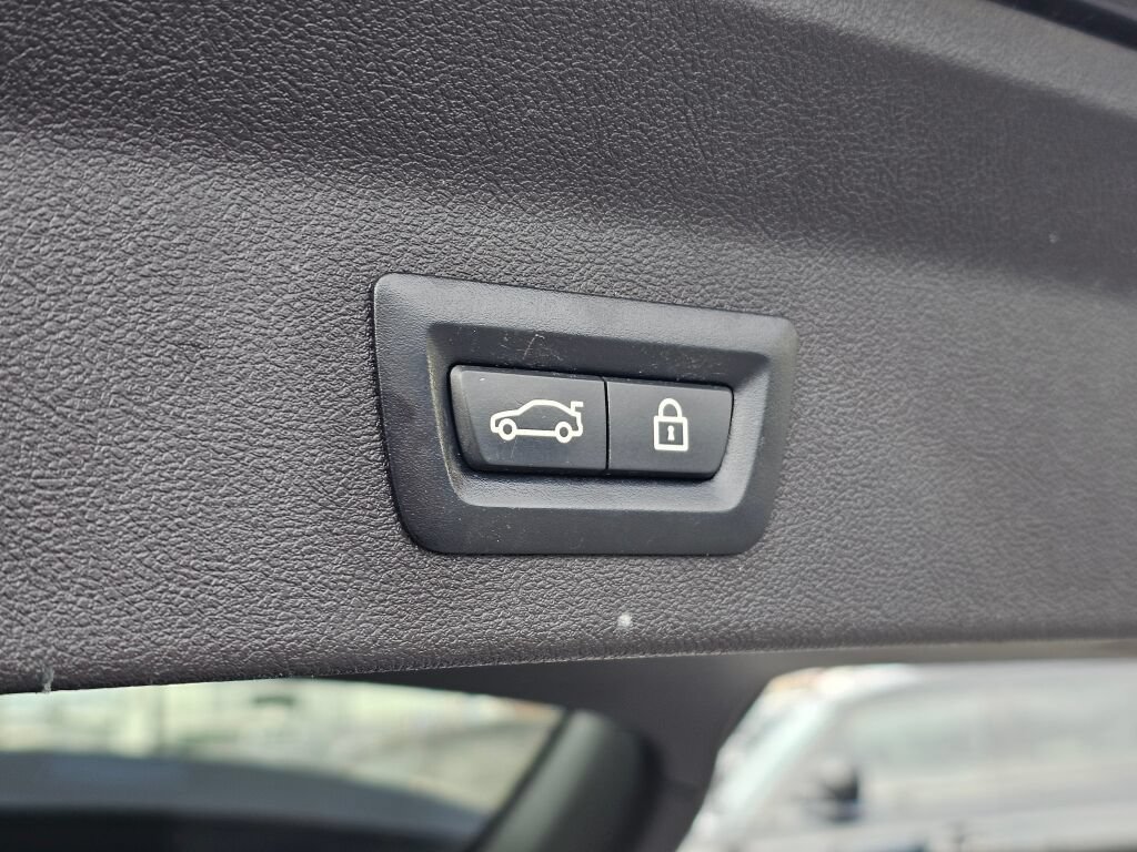 Used 2019 BMW X3 xDrive30i AWD/4WD image 18