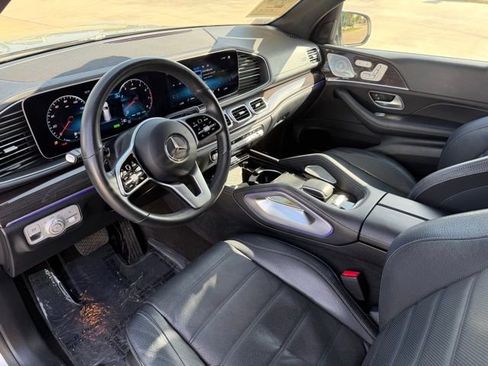 Used 2021 Mercedes-Benz GLS 450 4MATIC image 13