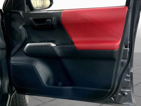 Used 2023 Toyota Tacoma SR5 AWD/4WD image 23