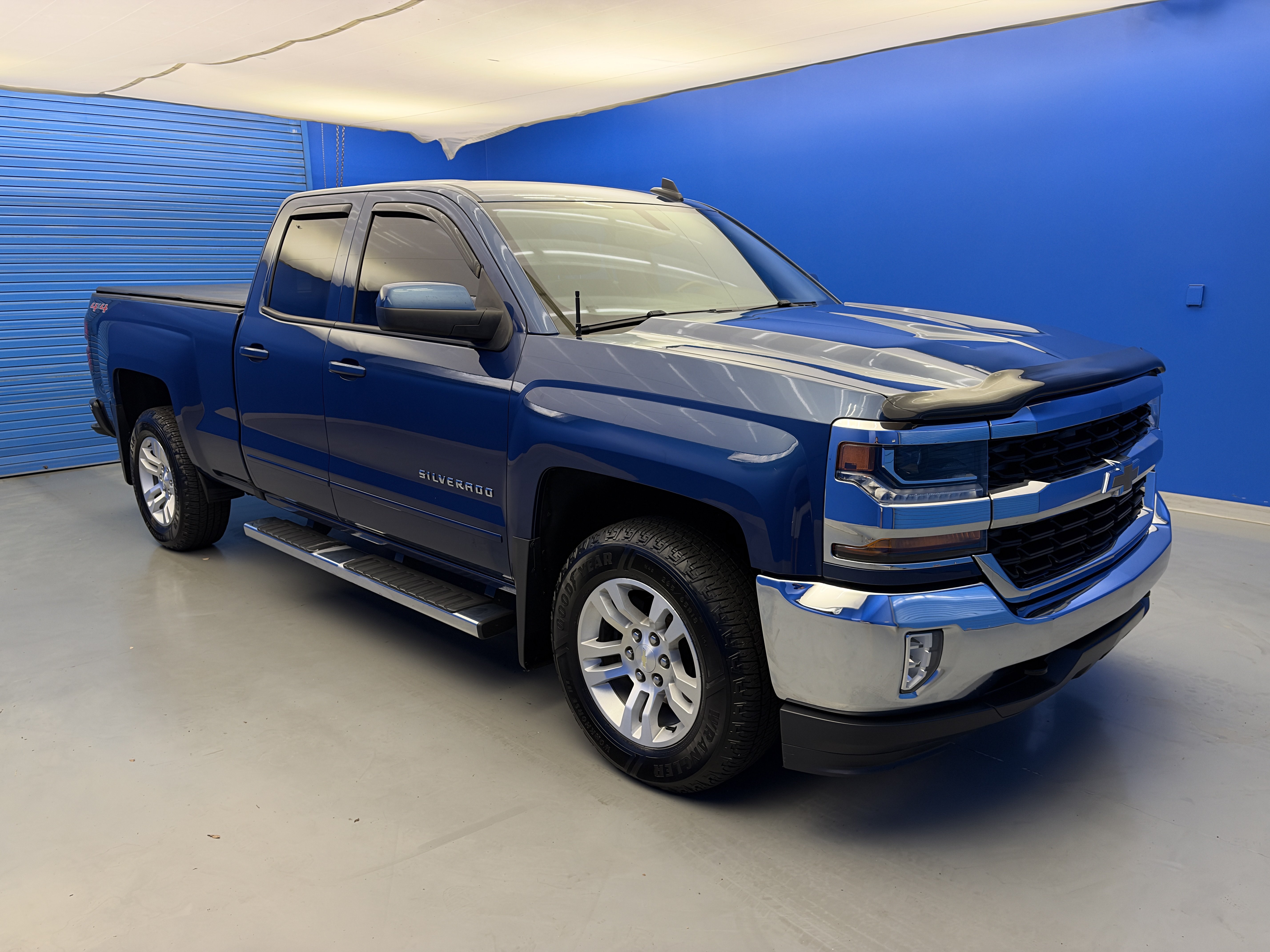 Used 2016 Chevrolet Silverado 1500 LT w/ All Star Edition AWD/4WD image 2