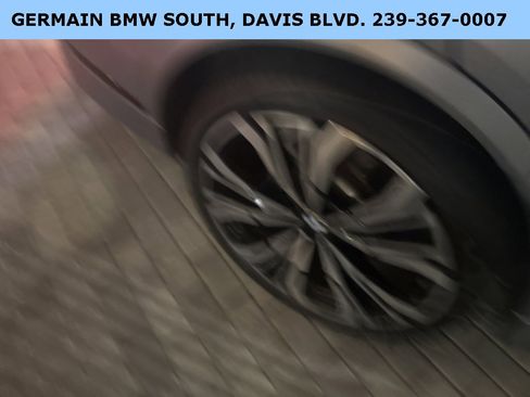 Certified 2023 BMW X7 xDrive40i w/ Executive Package image 28