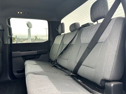 Used 2022 Ford F150 XLT w/ Trailer Tow Package image 18